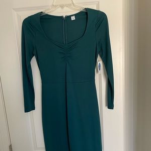 NWT green knit long sleeve dress size small